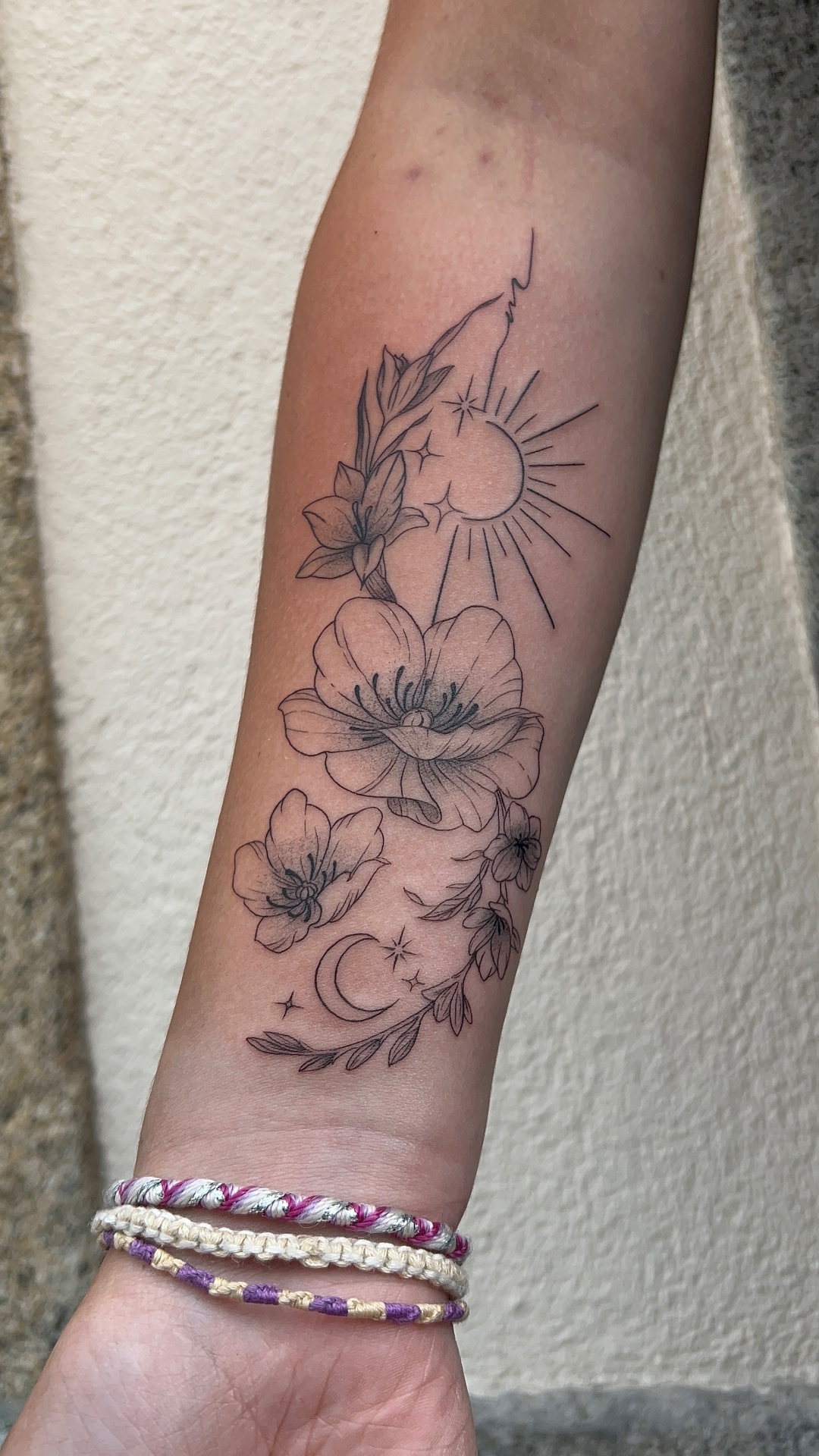 Fine Line, linhas finas com contraste sutil, arte delicada
